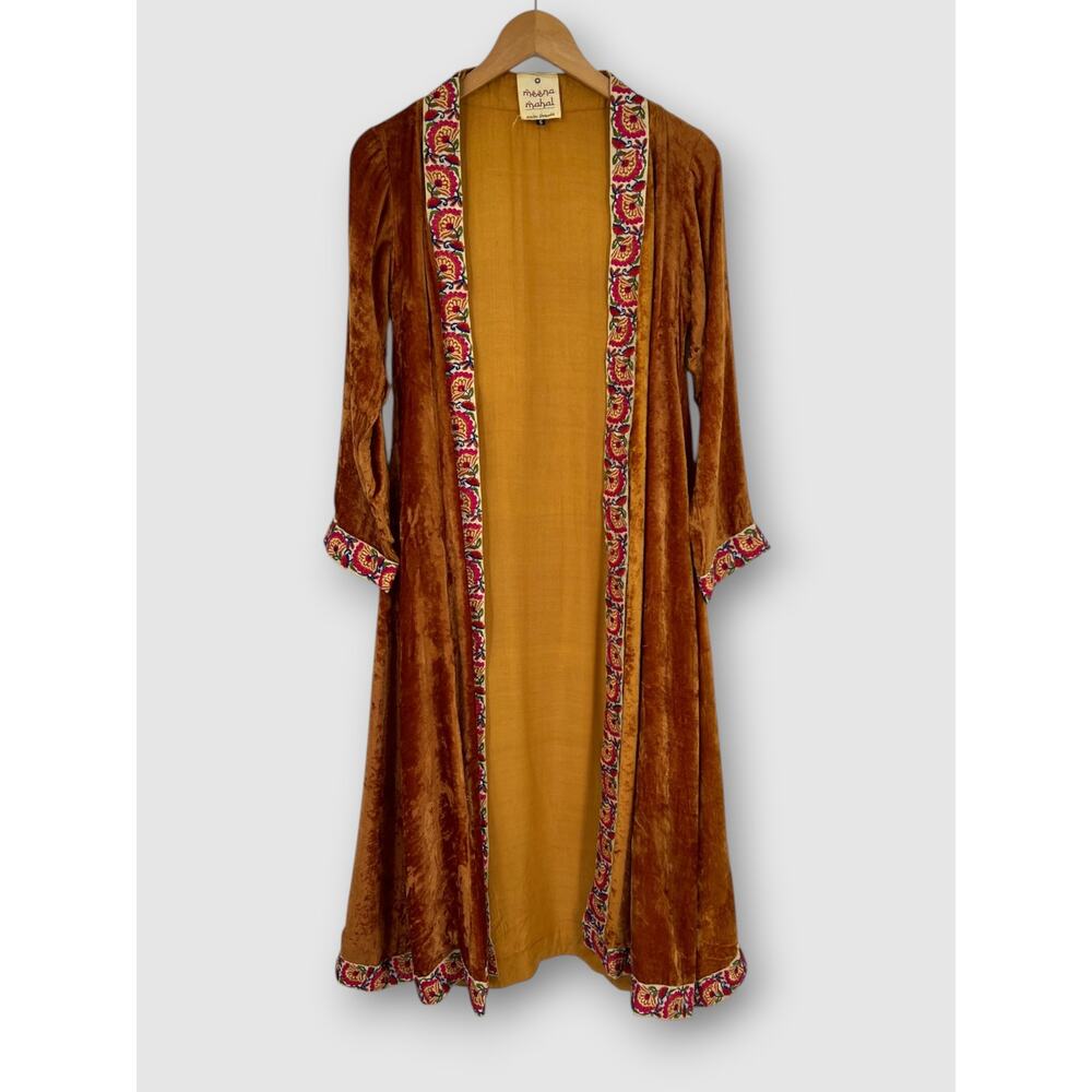 Meena Mahal Poetic Threads Velvet Duster Coat Embroidered Floral Trim Kimono - Picture 2 of 8